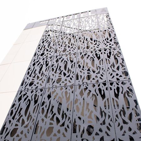 オトペニ Bucharest Airport Accomodationアパートホテル エクステリア 写真
