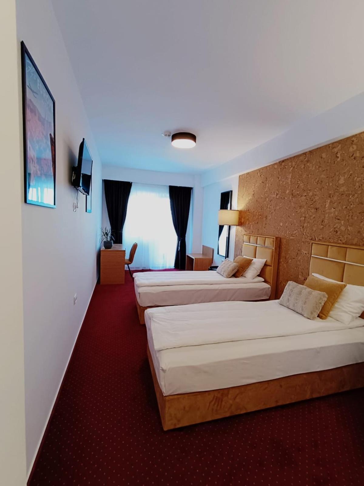 オトペニ Bucharest Airport Accomodationアパートホテル エクステリア 写真